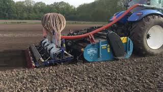 Imants 38SX300H  NH  seeding  spinach  Swincosem [upl. by Drannel]