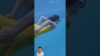 underwater swimming mermaid swim pool funny playa cute abimonkey fishing [upl. by Odnalro]