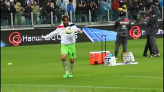 Davide Moscardelli delizia il pubblico dello Juventus Stadium [upl. by Lazare699]