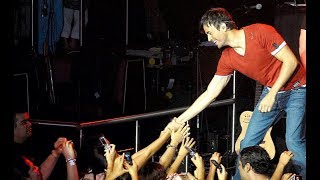 Enrique Iglesias  Mentiroso LIVE [upl. by Mctyre644]