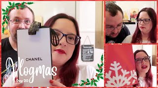 🛍️Treat Yoself  🎄Vlogmas Day 20  Life With Stefy✨ [upl. by Huesman]