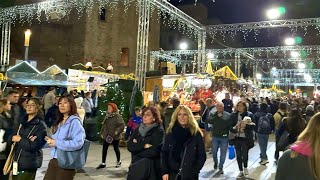 🇪🇸 Barcelona Spain  Christmas Market near by Barcelona Cathedral [upl. by Butler]