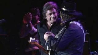 Johnny Cash amp Waylon Jennings  Folsom Prison Blues Live at Farm Aid 1985 [upl. by Mcneil]