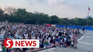 Muslims in China Thailand Philippines begin to celebrate Eid alFitr [upl. by Asamot]