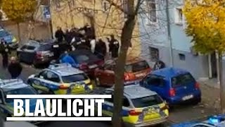 LibanesenClan  Erst Strafzettel dann Schlägerei  10 Polizisten verletzt [upl. by Thoer]