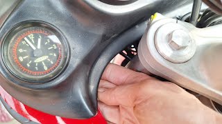 How to set BMW F 650 quartz clock [upl. by Muraida515]