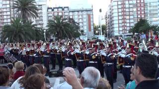 Marcha quotAvenida de Las Cameliasquot  Granaderos  Fanfarria Militar “Alto Perúquot en Mar del Plata [upl. by Auhs213]