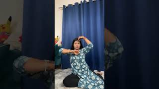 Nazariya ki maari 🥰 trending kathakstyle kathakdancecover classicaldance kathak viralshorts [upl. by Atiuqa300]