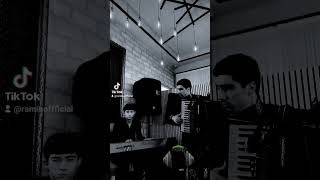 Ağlatan kafe akkordeon Ramin music [upl. by Creedon]