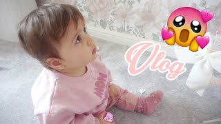 VLOG  12 💚 ON INSTALLE LE SAPIN D’INÈS 🎄 [upl. by Yerga]