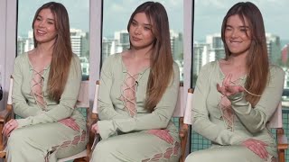 Hailee Steinfeld Hot Green Dress Interview [upl. by Fisher965]