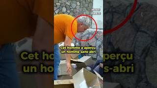 Cet homme construit une maison unique pour un homme sansabri [upl. by Yssep]