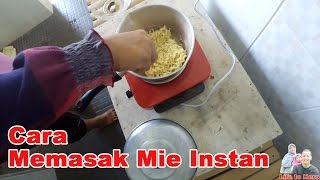 Cara Memasak Mie Instan Pakai Kompor Listrik [upl. by Kimmi]