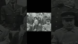 Histoire la conférence de Yalta 1945 [upl. by Eelnodnarb]