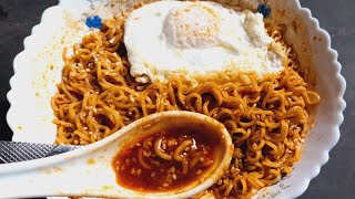 অল্প খরচে কোরিয়ান স্পাইসি রামেন  Korean Spicy Ramen Recipe  Instant Tasty Ramen Noodles [upl. by Esma]