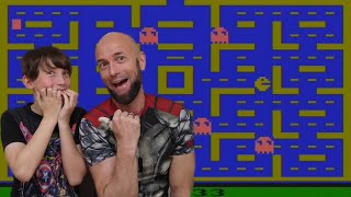 Kinder quälen mit Retrospielen 2  PacMan  Atari 2600 [upl. by Arahd]