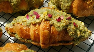 Pistachio Croissant Recipe  Resepi mudah dan sedap [upl. by Yedok]