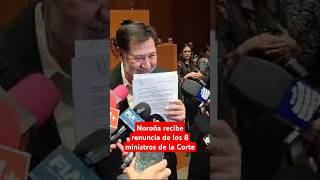 El senador Gerardo Fernández Noroña mostró las cartas de renuncia de los 8 ministros de la SCJN [upl. by Seldan]