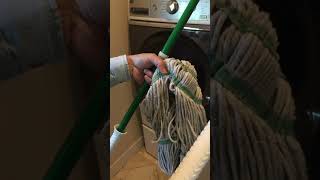 Libman mop  how to remove the head [upl. by Newcomer]