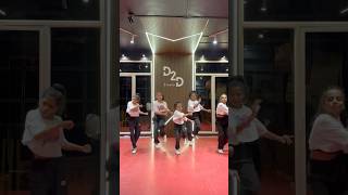 Halu Halu Chal  D2D Dance Studio dance shorts dancevideo [upl. by Norted]