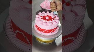 strawberry cake design cake cakemakingideas cakedecorating cakemaking cakedesign [upl. by Anoel]