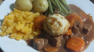 Crockpot  Slowcooker Beef Casserole  Quick amp Easy  Full of flavour budgetcooking tasty [upl. by Atteynod]