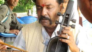 nepal stringed music instrument esraj from bandipur MVI3594 fourstring bowed instrument [upl. by Saltsman293]