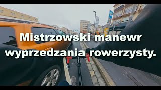 Mistrzowski manewr wyprzedzania rowerzysty DW 1WG60 Dacia Duster [upl. by Sayres]