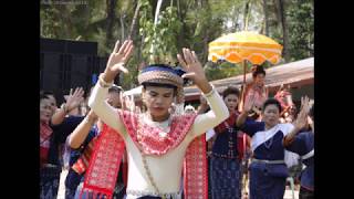 Veille du Makha Bucha day 2018 en Issan diapo [upl. by Collie]