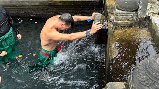 HACEMOS EL RITUAL DE PURIFICACION en TIRTA EMPUL BALI [upl. by Eilama]