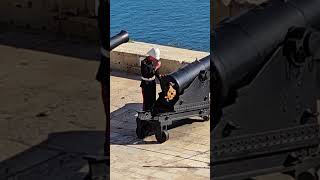 Cannon firingValetta Malta Saluting batterymalta cannonfiring [upl. by Feldstein24]