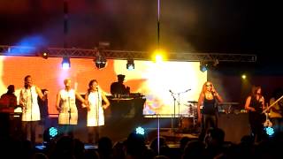 Soul II Soul  Missing You  Live at SW4 25th August 2013 [upl. by Lally77]