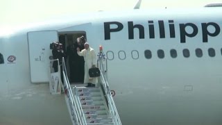 Il Papa rientra a Roma dal viaggio in Asia [upl. by Tedmund]