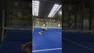 Un exercice à ABSOLUMENT pratiquer  🧠🎾 padel padelpractice padeltraining [upl. by Aneger]