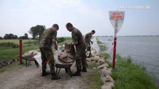 Hochwasser in der Altmark Kampf gegen Deichbruch bei Fischbeck [upl. by Manouch]