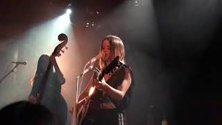 MAREN MORRIS  Rich live in Paris 28112018 [upl. by Lavona383]