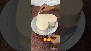 Beautiful cake design heart shape cake 1kg 🎂🎂 [upl. by Myers]