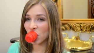 Newest way to get plumper lips Large Round Fullips Lip Enhancer Demo [upl. by Atinehs]