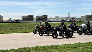 Bagger Race Start Wheelie Carl Schlacht Harley Davidson Steet Glide BRL Race Hastings NE May 24 2 [upl. by Hakan757]