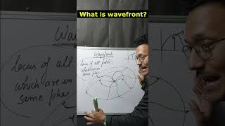 ✅️✅️what are wavefronts in physics  wavefronts shorts [upl. by Asiaj]