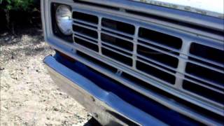 1975 Dodge Power Wagon W200 and Cold start with pumping [upl. by Tniassuot]