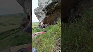 The Keel 7CV9  Almscliffe 🦍🧗shorts bouldering climbing [upl. by Emilia461]