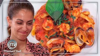 ¿Será realmente quotmediterráneaquot la pasta de Hiba ¡La REACCIÓN de los jueces  MChef Celebrity 9 [upl. by Nyltac]