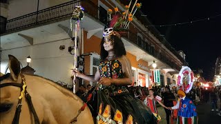 DANZA DE LOS quotQUETZALESquot JUNTAS AUXILIARES TEZIUTLÁN DESFILE PASEO DE TRADICIÓN Y CULTURA danza [upl. by Ayekel]