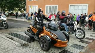 Katrineholm Veckan 2017 en motorcykel kortege [upl. by Alyakam999]