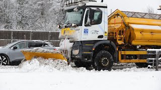 Storm Bert brings heavy snow to the UK [upl. by Eesyak]