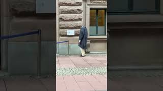 Headless man prank magic headless [upl. by Mayman816]