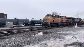 CSX G711 clears Muncie [upl. by Porcia]