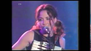 Sheryl Crow  Dyer maker cover directo en Las Vegas 1995 [upl. by Haelahk97]