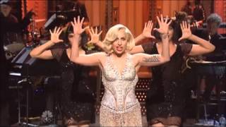 Lady Gaga  Applause  New York New York SNL LIVE VERSION [upl. by Analos]